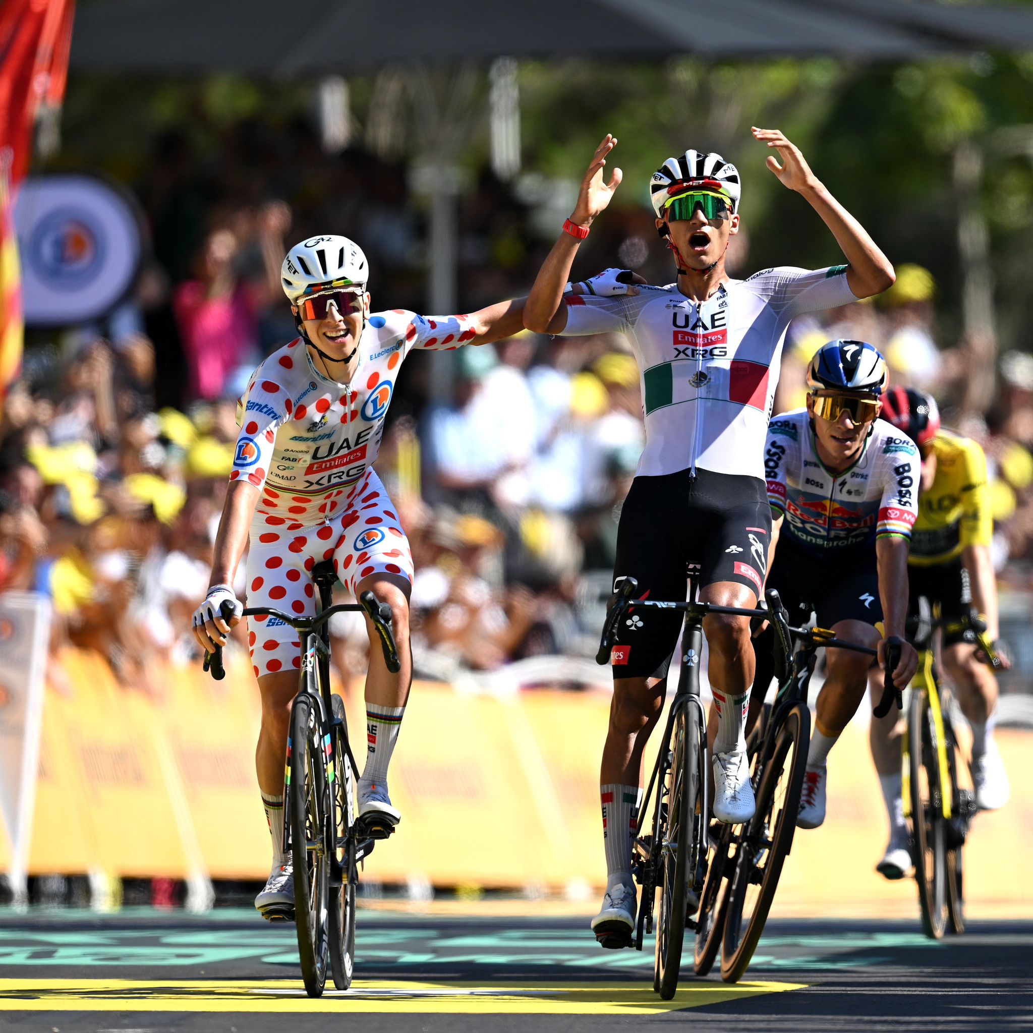 TOUR DE FRANCE 2026 - TAPPA 2^ : DOMINIO UAE A BARCELLONA, GLI EMIRATINI CALANO LA DOPPIETTA